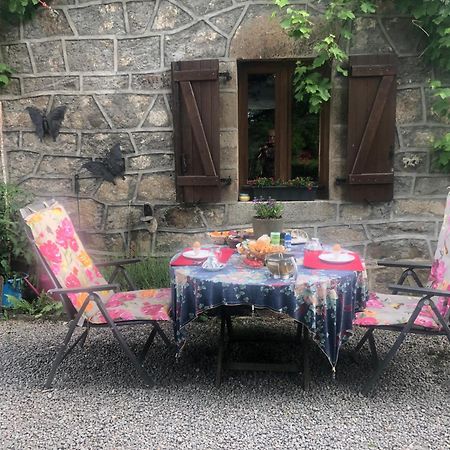 Maison De Campagne Sarroux Esterno foto