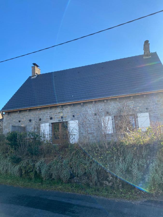 Maison De Campagne Sarroux Esterno foto