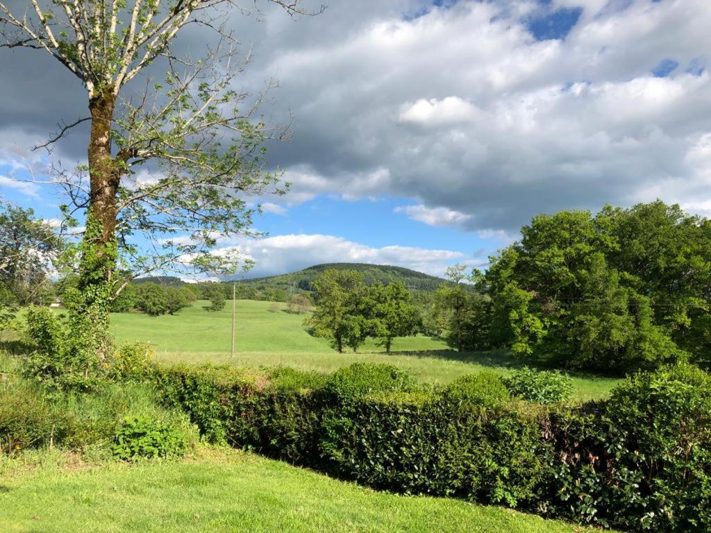 Maison De Campagne Sarroux Esterno foto