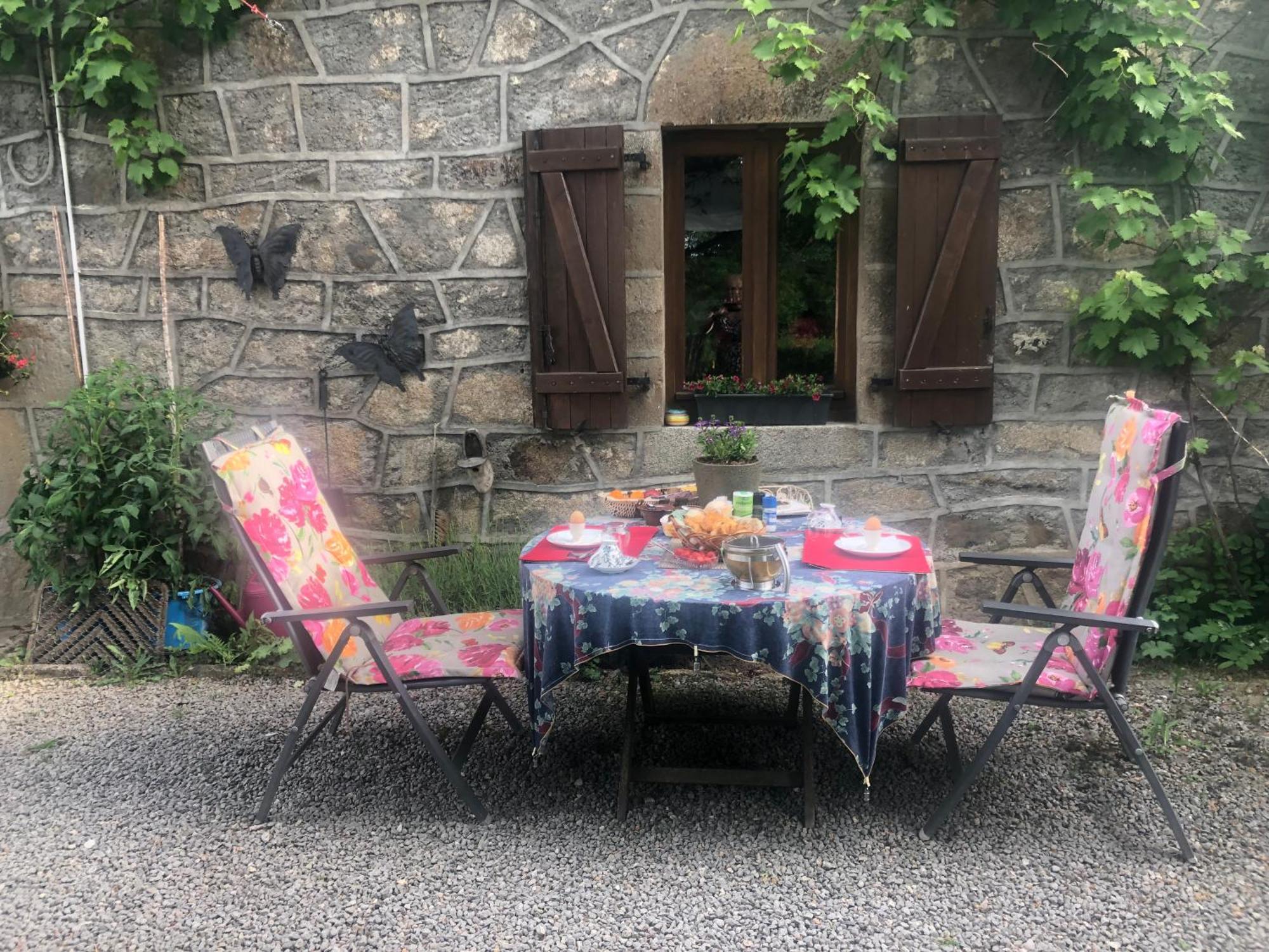Maison De Campagne Sarroux Esterno foto